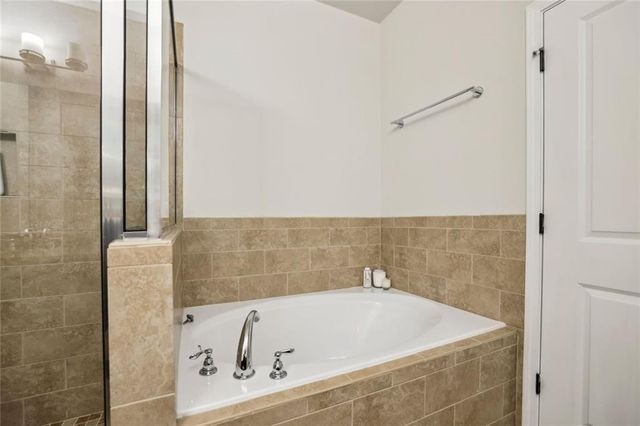 745 Fountainhead Lane NE 16, Atlanta, GA 30324