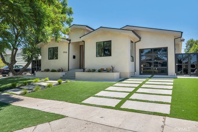 17534 Collins, Encino, CA 91316