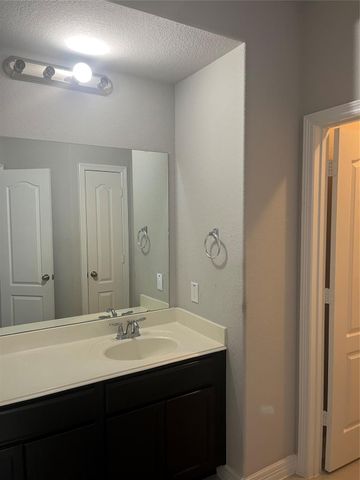 2406 Sandlewood Trail Lane, Houston, TX 77014