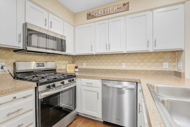 120 Hearthstone Manor Cir, Brentwood, TN 37027