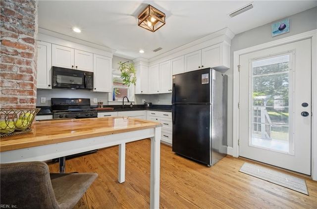 9554 12th Bay ST, Norfolk, VA 23518