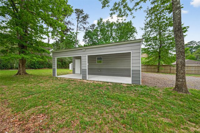 10720 Royal Forest Drive, Conroe, TX 77303