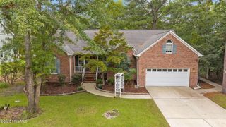 208 Chateau Drive, New Bern, NC 28560