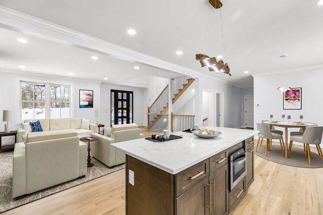 44 Balsam Hill, Ludlow, MA 01056