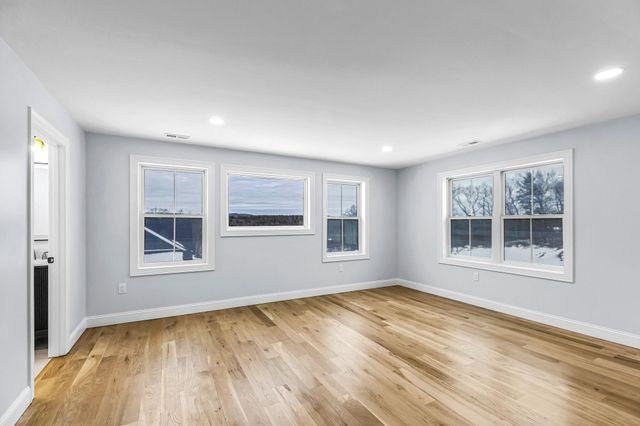 44 Balsam Hill, Ludlow, MA 01056