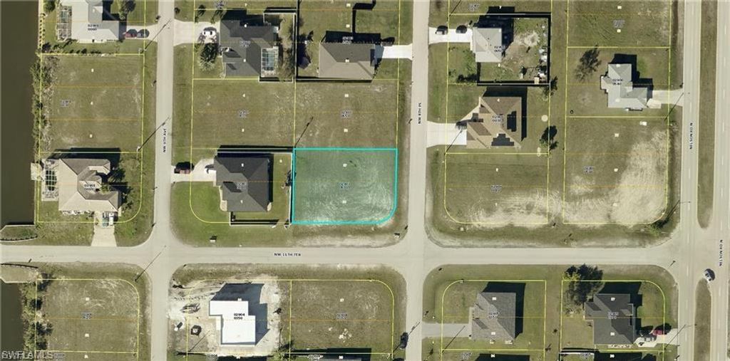 1112 NW 8th PL, Cape Coral, FL 33993