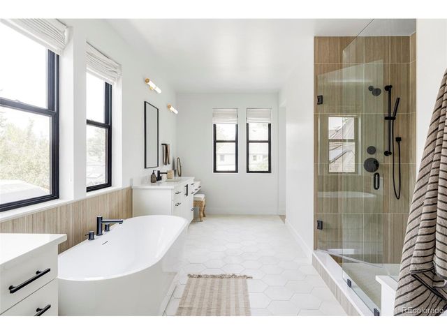 330 Elm St, Denver, CO 80220