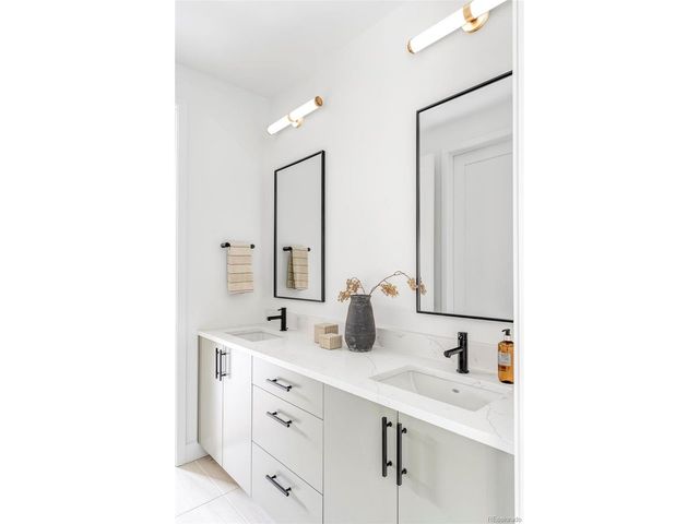 330 Elm St, Denver, CO 80220