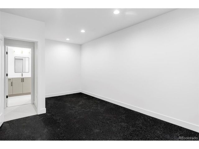 330 Elm St, Denver, CO 80220