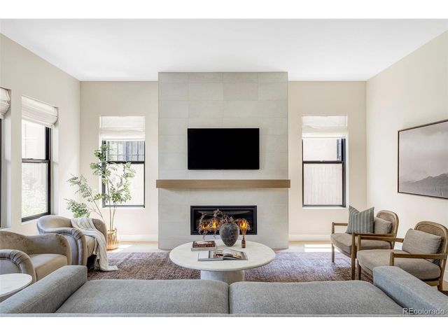 330 Elm St, Denver, CO 80220