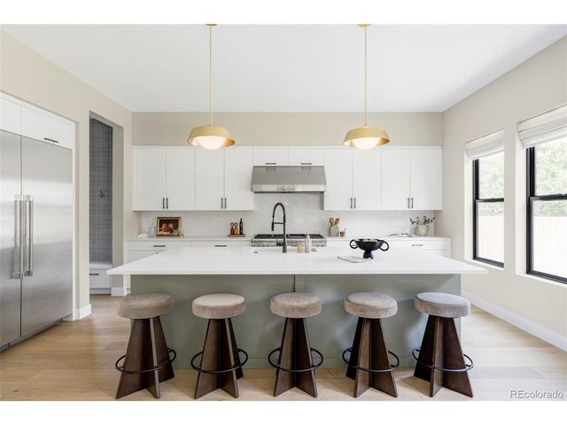 330 Elm St, Denver, CO 80220