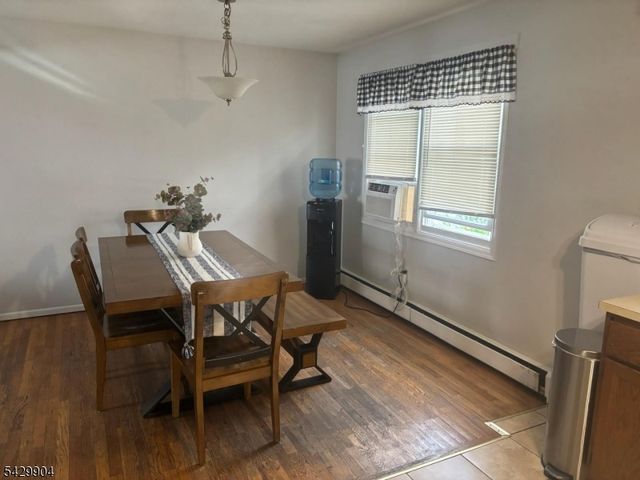 110 Coolidge St, Linden City, NJ 07036