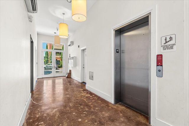 1500 4th Ave N Apt 301, Nashville, TN 37208
