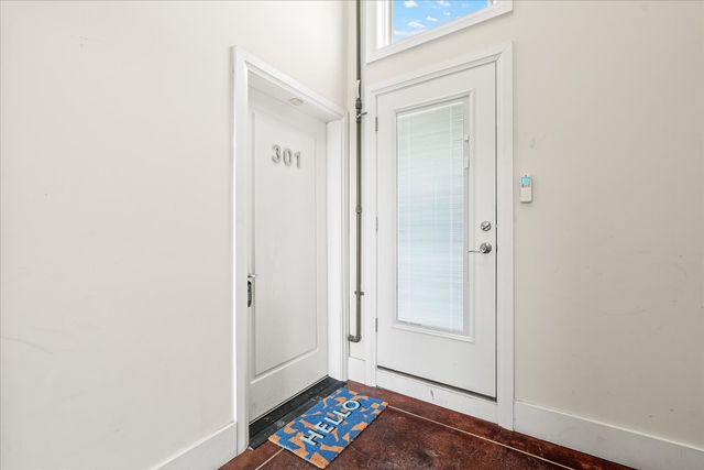 1500 4th Ave N Apt 301, Nashville, TN 37208