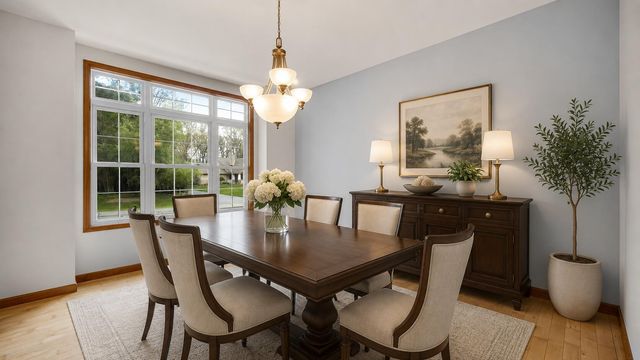 440 Oak Breeze Drive, Valparaiso, IN 46383