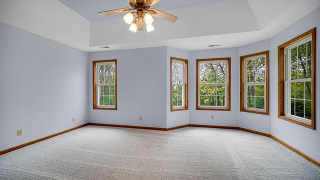 440 Oak Breeze Drive, Valparaiso, IN 46383
