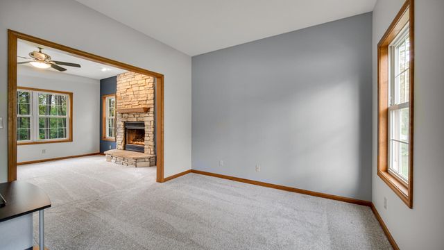 440 Oak Breeze Drive, Valparaiso, IN 46383