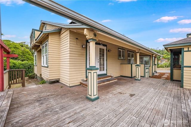 10115 15th Avenue S, Seattle, WA 98168