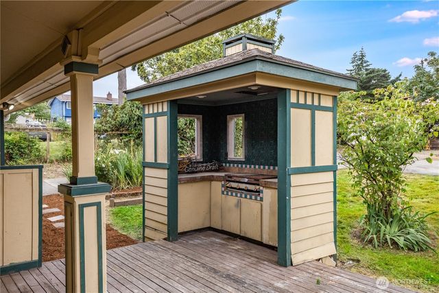 10115 15th Avenue S, Seattle, WA 98168