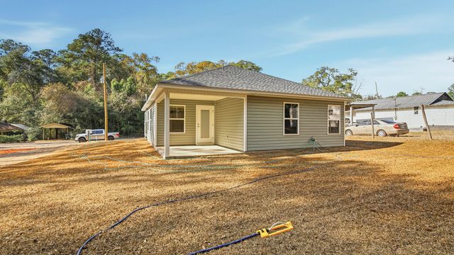 119 Loftin Street, Defuniak Springs, FL 32435