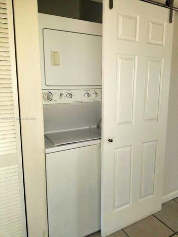 4812 Washington Street 147, Hollywood, FL 33021