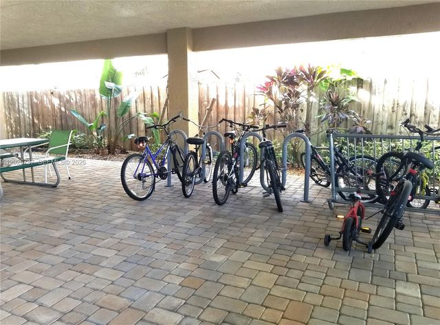 4812 Washington Street 147, Hollywood, FL 33021