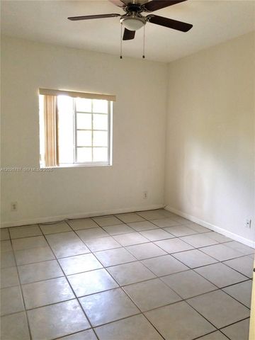 4812 Washington Street 147, Hollywood, FL 33021