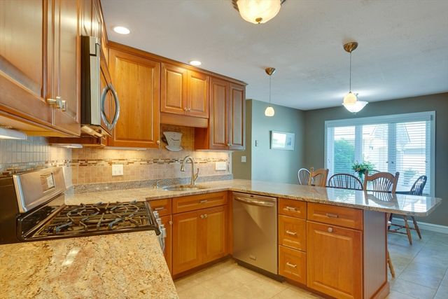 40 Jasper Lane 40, Randolph, MA 02368