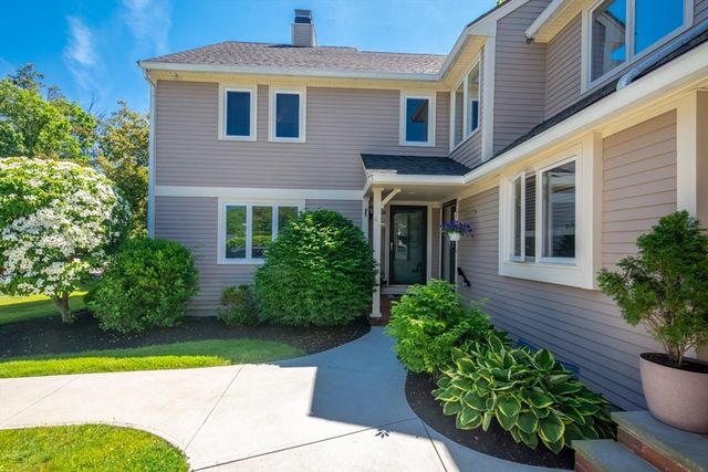40 Jasper Lane 40, Randolph, MA 02368