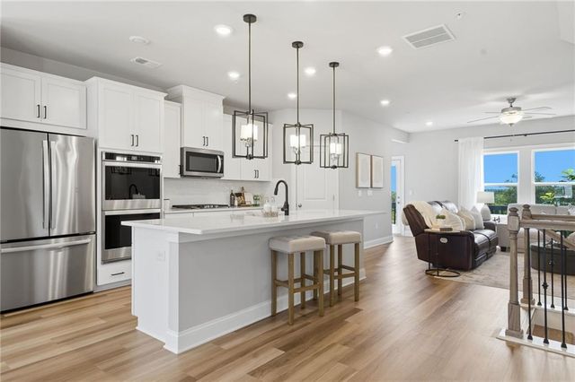 824 Mackay Creek, Woodstock, GA 30188