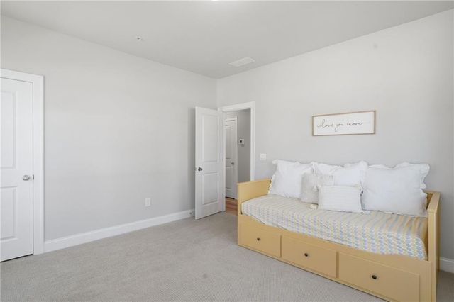 824 Mackay Creek, Woodstock, GA 30188