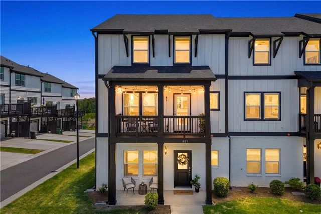 824 Mackay Creek, Woodstock, GA 30188