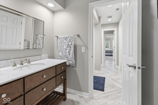 5041 Deer Ridge Court, Carmel, IN 46033