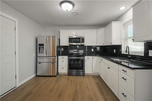 2206 S 34th Street, Kansas City, KS 66106