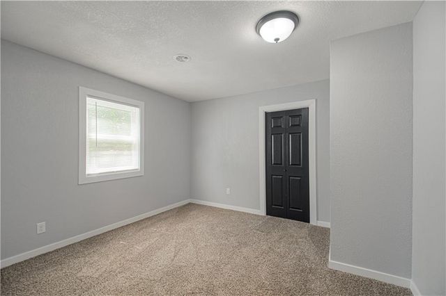 2206 S 34th Street, Kansas City, KS 66106