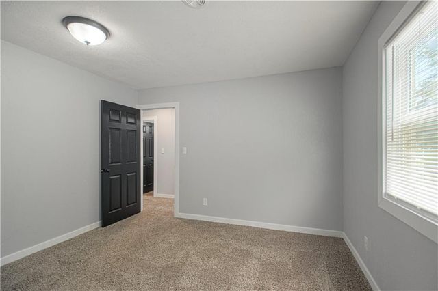 2206 S 34th Street, Kansas City, KS 66106