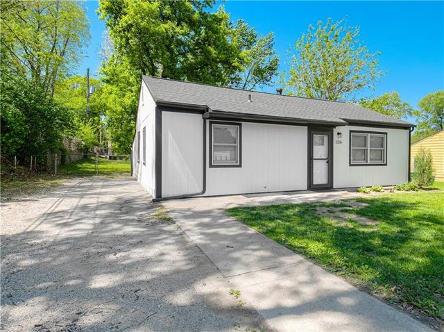 2206 S 34th Street, Kansas City, KS 66106