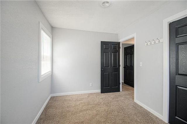 2206 S 34th Street, Kansas City, KS 66106
