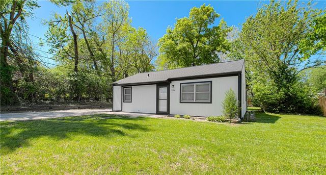 2206 S 34th Street, Kansas City, KS 66106