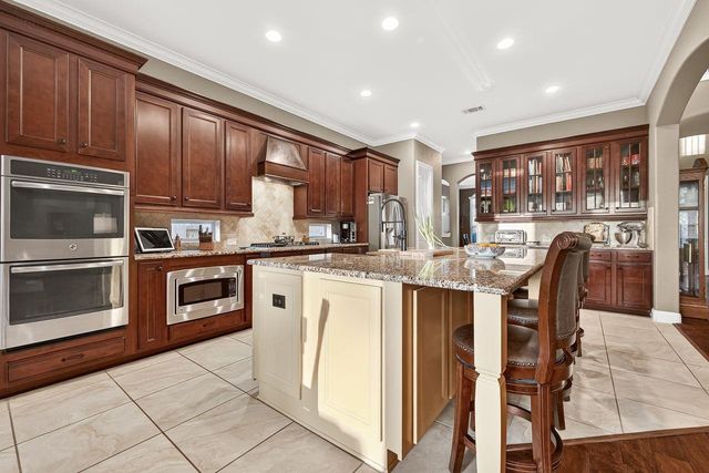 8710 Rampart Point Drive, Richmond, TX 77406