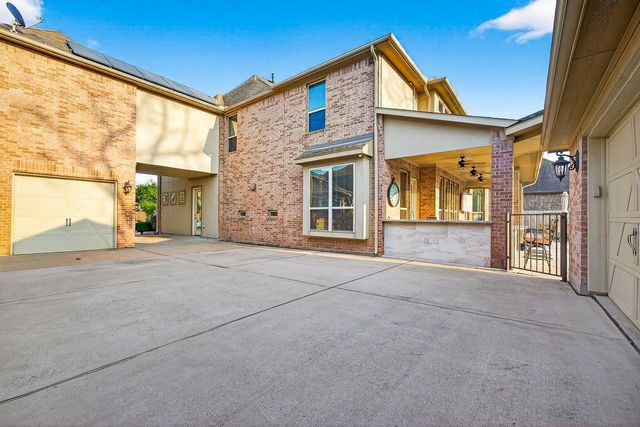 8710 Rampart Point Drive, Richmond, TX 77406