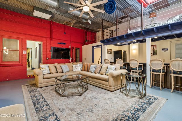 218 N 1st Avenue, Tucson, AZ 85719