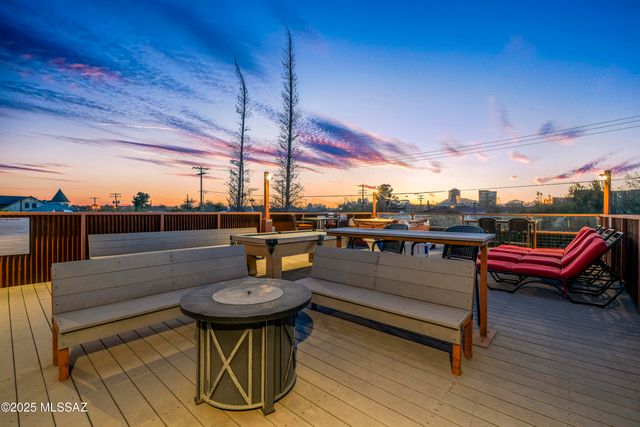 218 N 1st Avenue, Tucson, AZ 85719