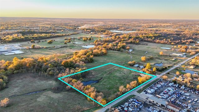 15132 N 137th Avenue, Collinsville, OK 74021
