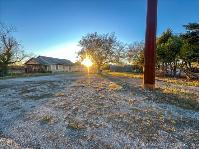 15132 N 137th Avenue, Collinsville, OK 74021