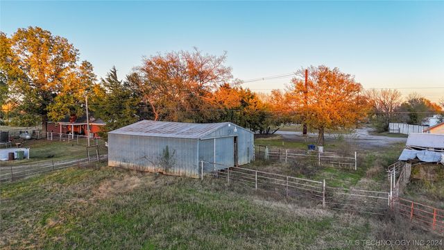 15132 N 137th Avenue, Collinsville, OK 74021