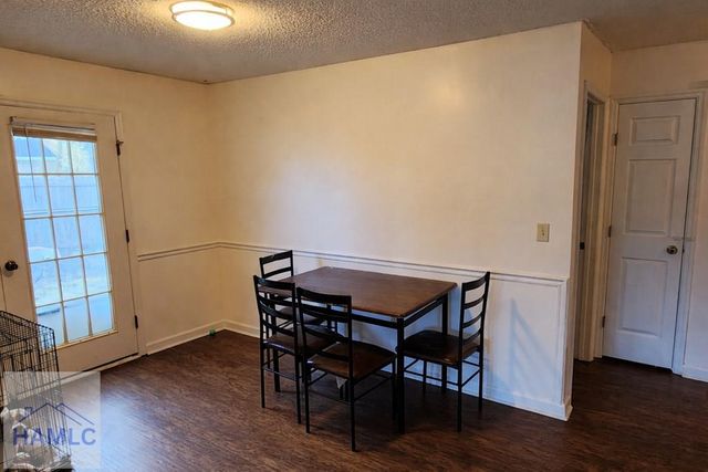 809 Oxford Lane, Hinesville, GA 31313