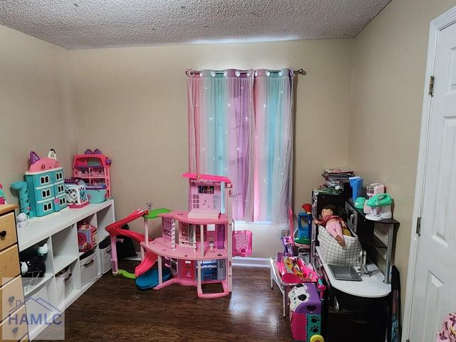 809 Oxford Lane, Hinesville, GA 31313