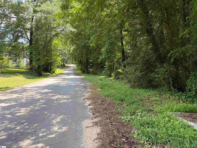 125 N Gray Haven Lane, Easley, SC 29640