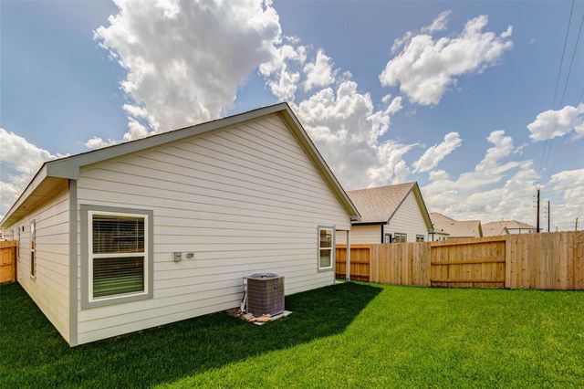 6463 Escondido Drive, Rosharon, TX 77583